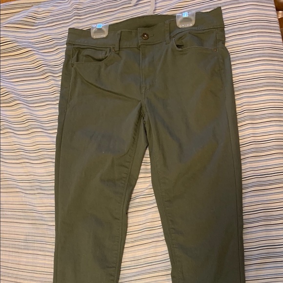 H&M Divided Green skinny pants - Picture 2 of 5
